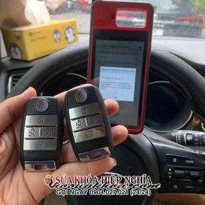 đánh chìa khóa xe ô tô xe hơi